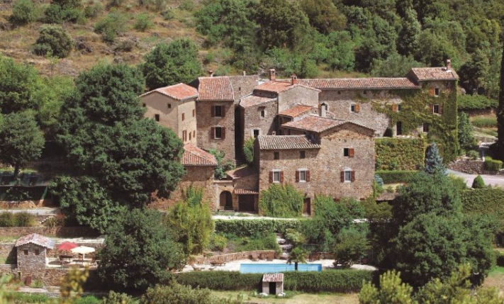 You are currently viewing Uzès Sotheby’s International Realty : aperçu d’une agence immobilière spécialisée dans les biens de prestige